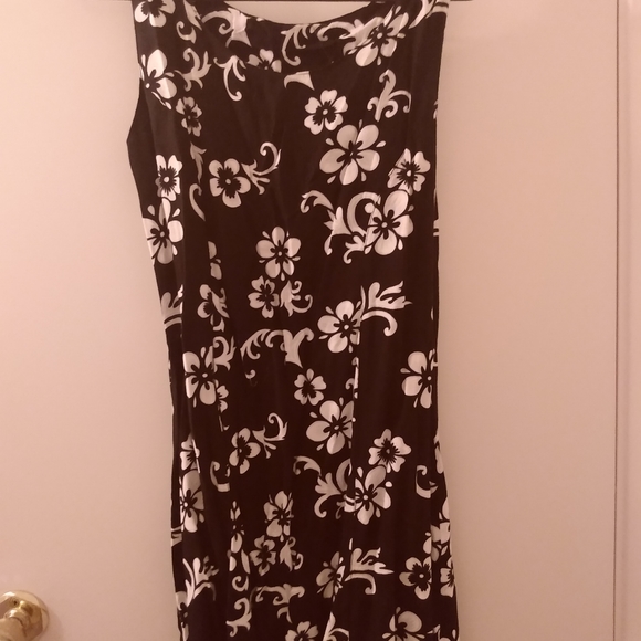 Cool Shirt Black Summer Dress with floral pattern - Picture 1 of 1